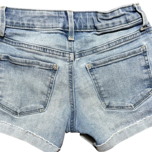 Girls SO Size 7 Denim Shorts – Light Wash Distressed Cuffed Hem - Picture 7 of 7